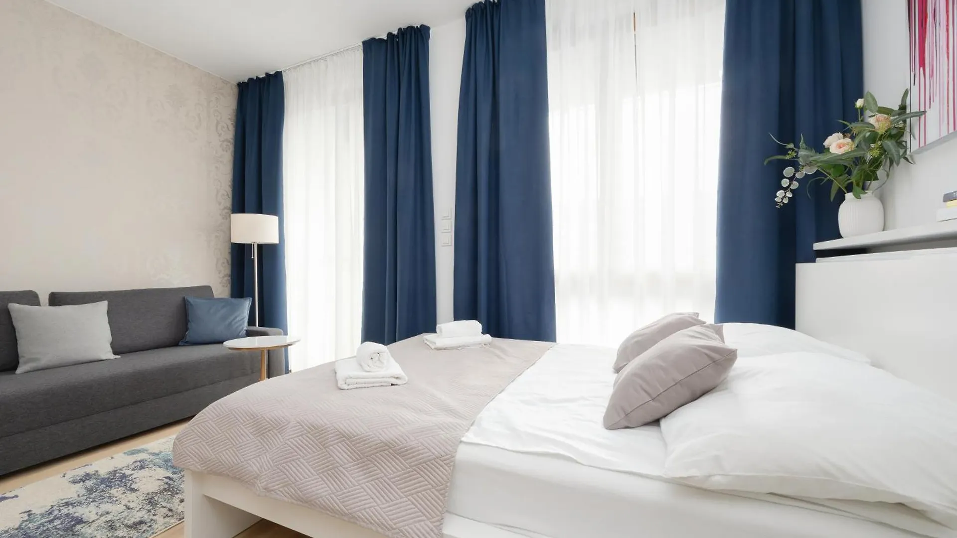 Apartment Holzera 6 Studio Close To Medicover And Paley Warsaw Poland