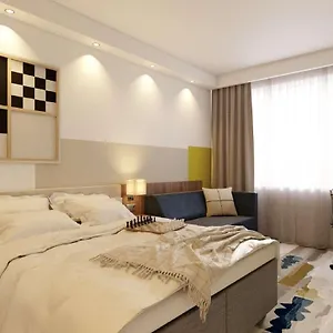 Ibis Styles Airport ורשה