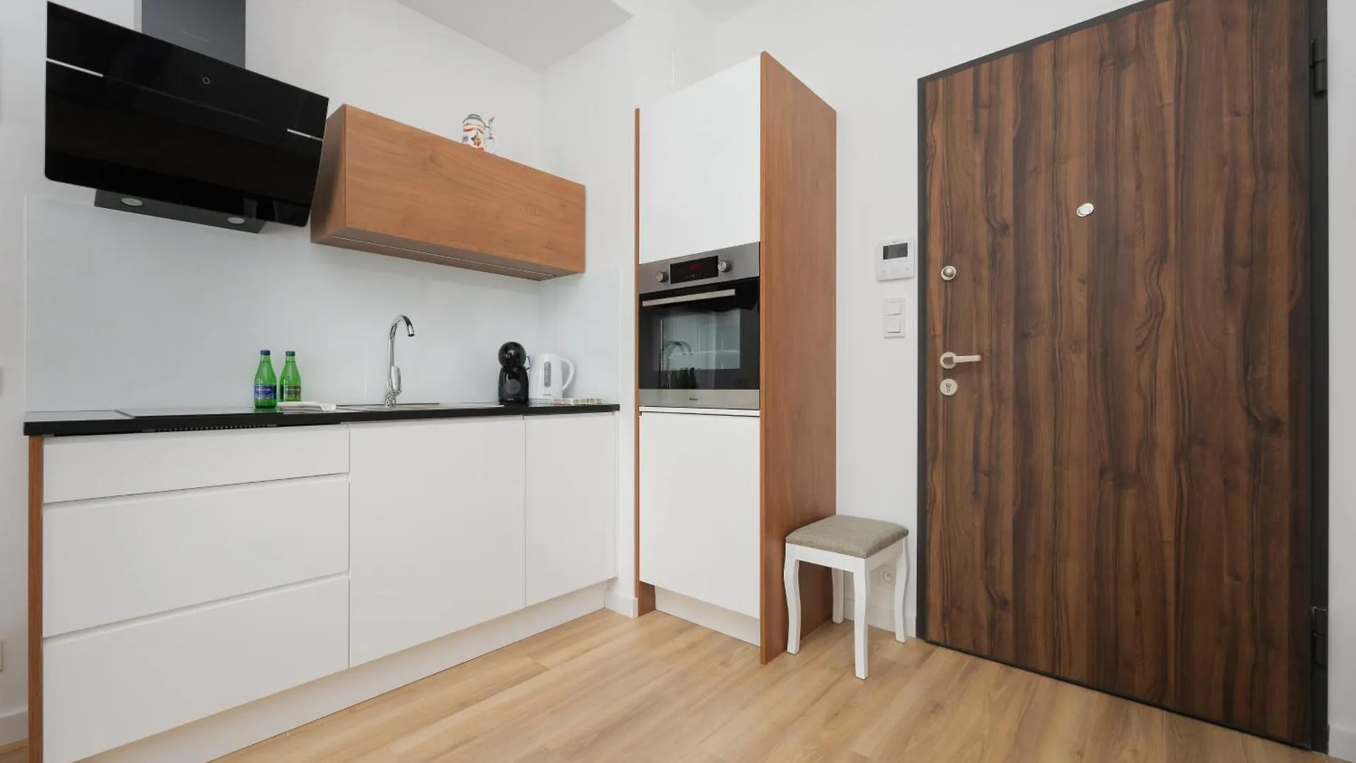 Apartment Holzera 6 Studio Close To Medicover And Paley Warsaw